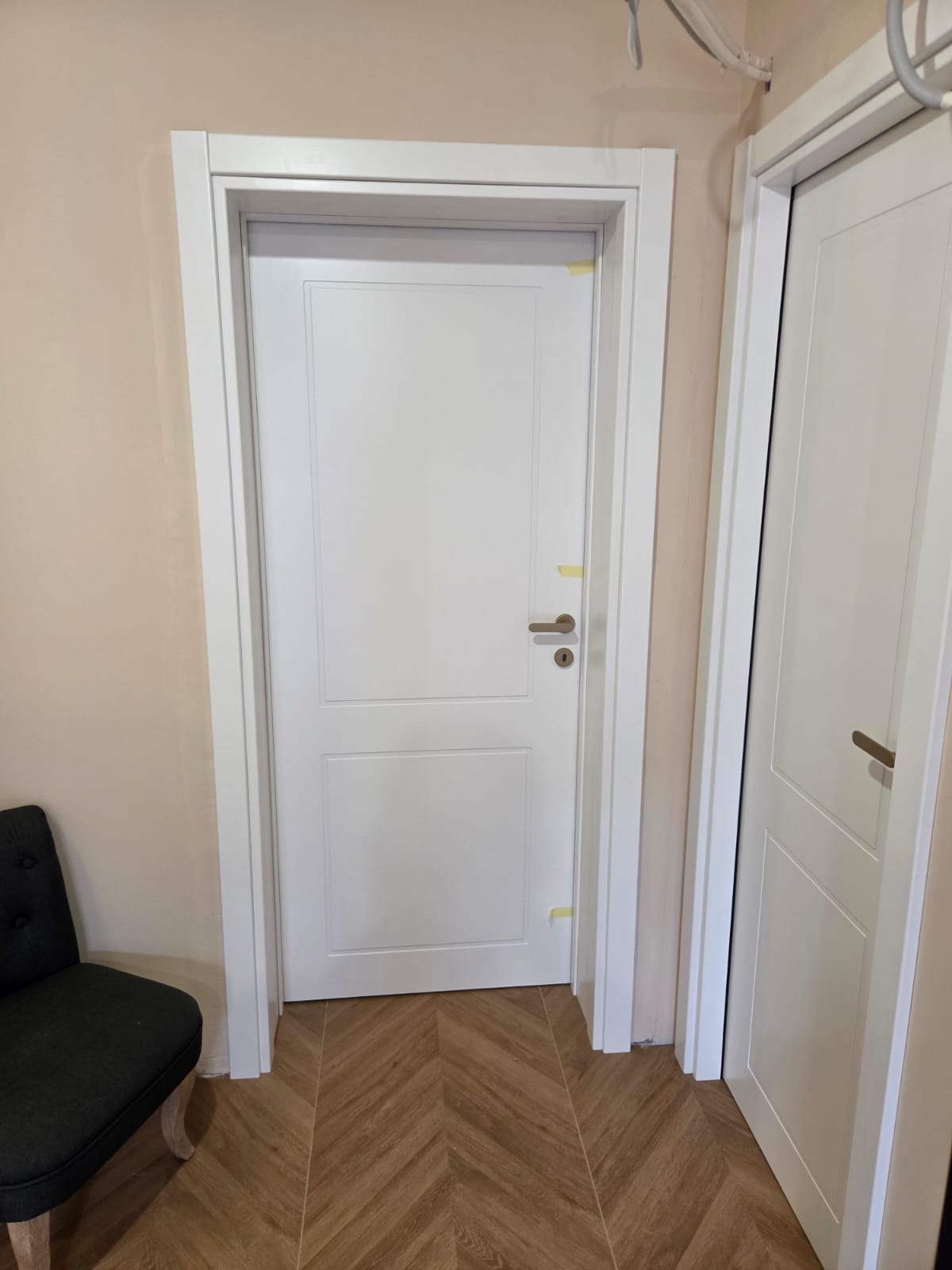 Harmony L2, bijela izvedba 1